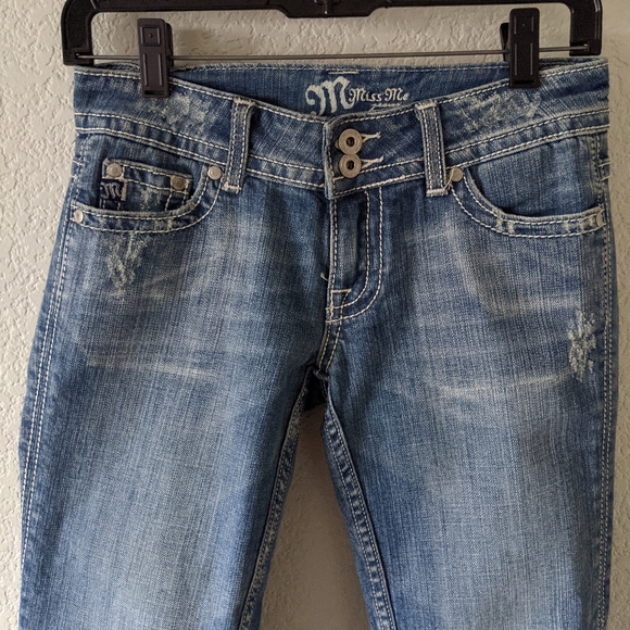 Miss Me Denim - 💋 Miss Me Crop Jeans 25 SALE